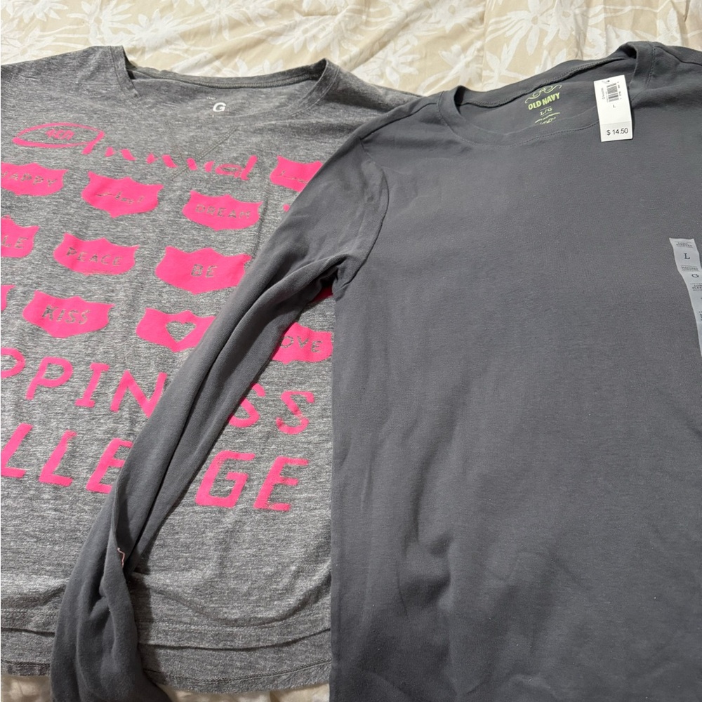 Bundle of 2 Size large long sleeve tees
